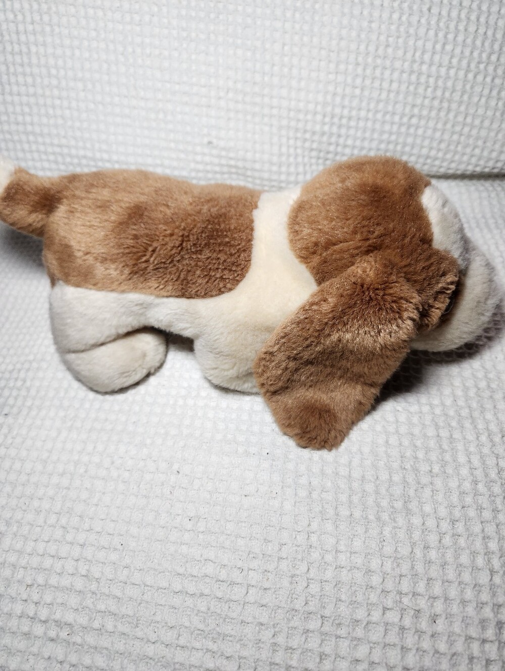 Ty Beanie Buddy Tracker the Basset Hound plush toy - Picture 2 of 15